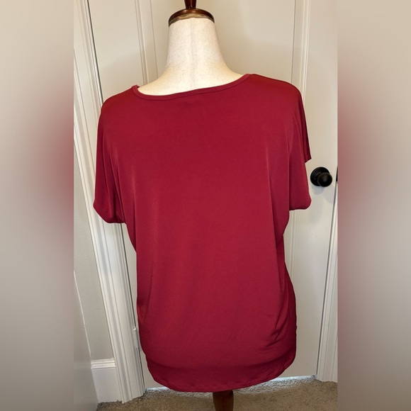 Torrid Elegant Red Women's Top - Picture 3 of 7